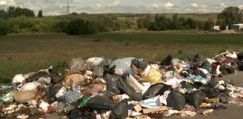 Pécelnél továbbra is nő a hatalmas szeméthegy