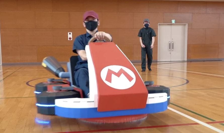 Kartonból építette meg Mario híres gokartját, bele is lehet ülni – videó