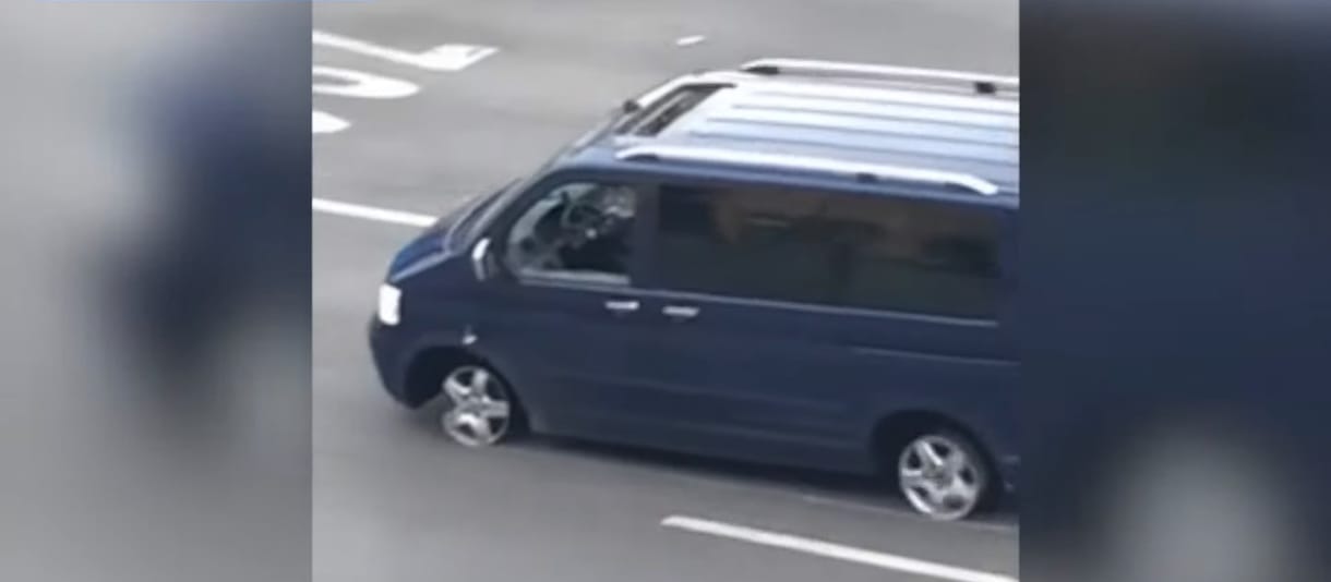 Ittas is volt az autós, aki gumi nélkül szelte át Pestet – videó