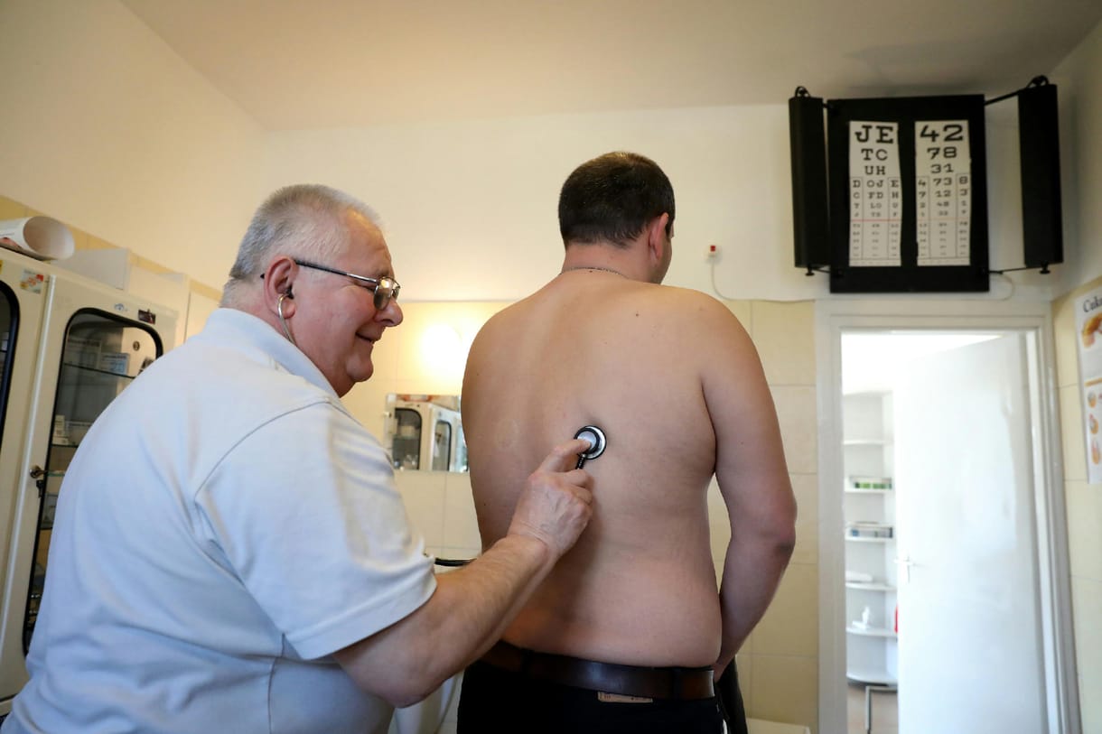 Elárulta Győrfi Pál, hány háziorvos vállalta az ügyeletet az új rendszerben