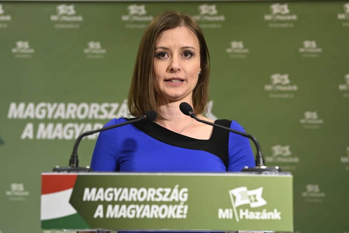 Dúró Dóra L. Simonról: Tudtuk, hogy az aberrációhoz vonzódik