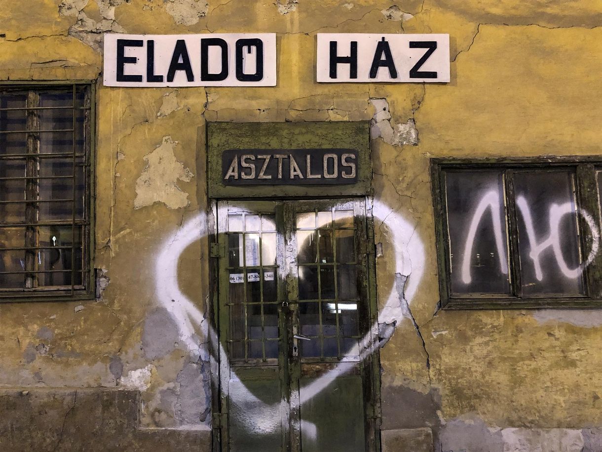 17,9 millió forintot fizettek egy 9 négyzetméteres budai lakásért