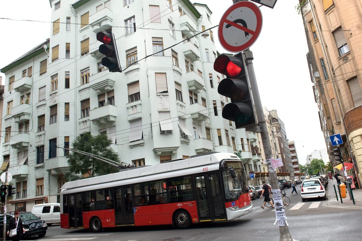 Változtak a közlekedési tárgyú jogszabályok
