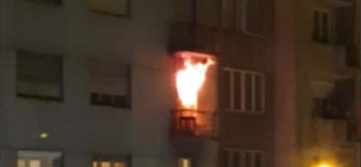 80 épület gyulladt ki karácsonykor, a tűzoltóknak 358-szor kellett beavatkozniuk