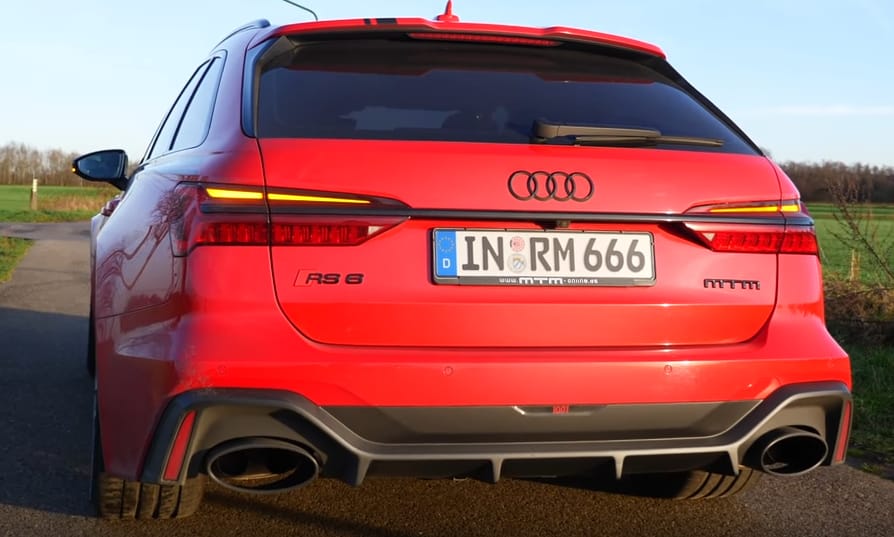 Komoly sportkocsikat utasít maga mögé az 1001 lóerős kombi Audi RS6