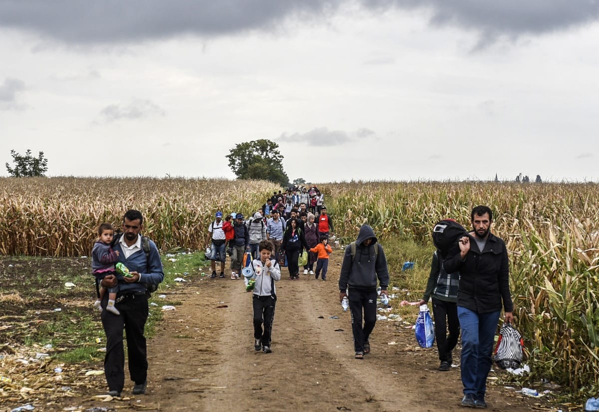 Ultimátumot kaptak a horvátok Szerbiától a menekültügyi EU-csúcs előtt - összefoglaló