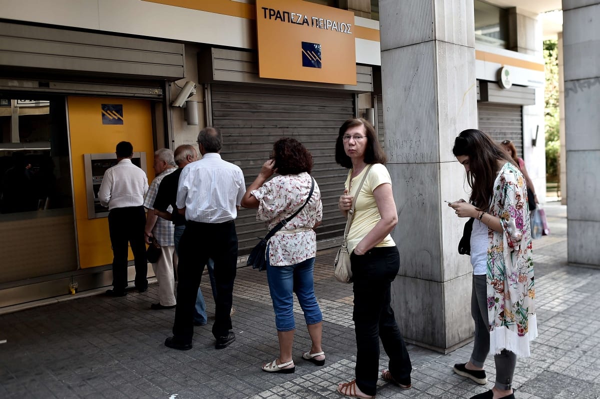 Az utolsókat rúgja a görög bankrendszer