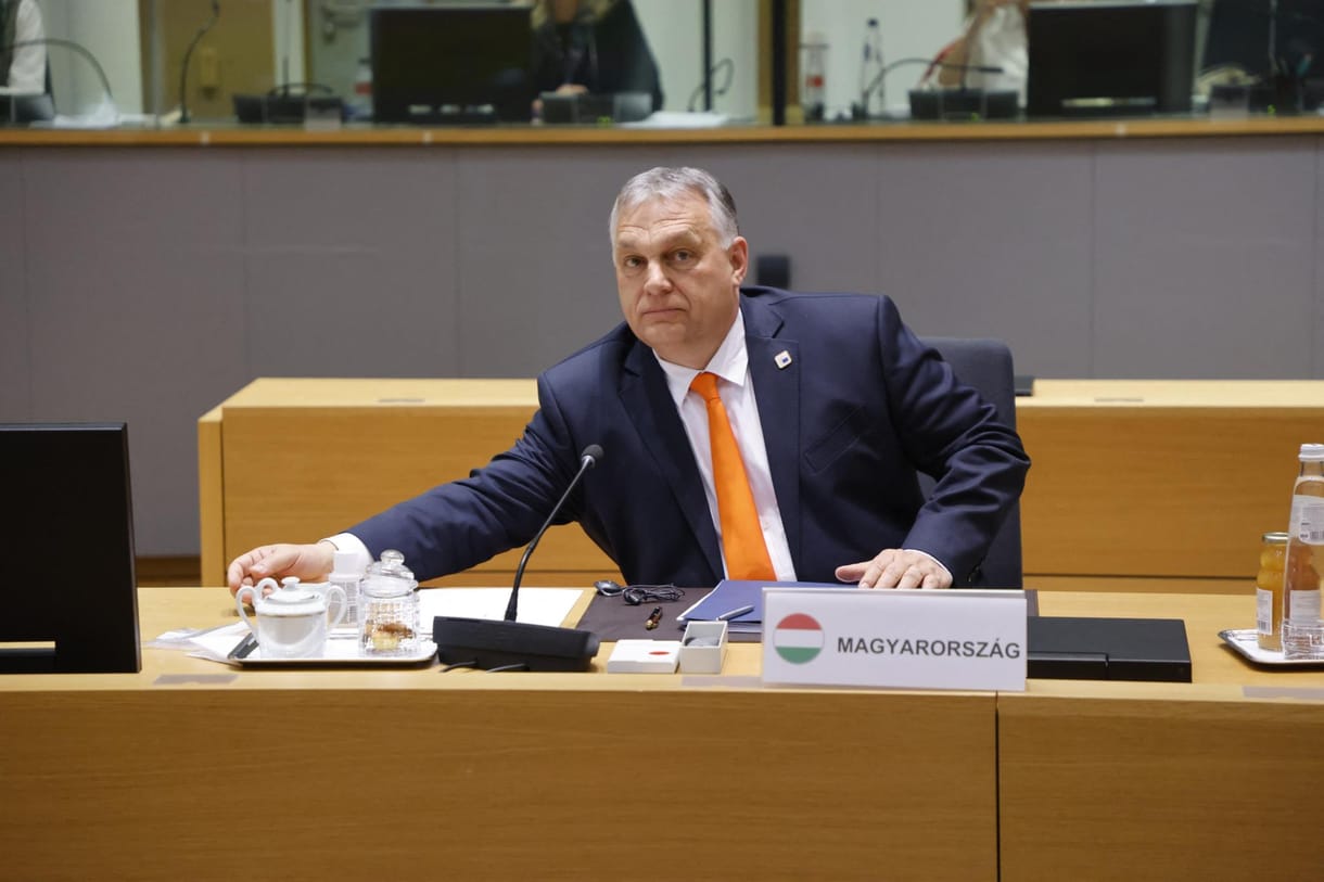 Moszkvának segít, aki otthon azt hazudja, hogy nem kell fizetni a háborúért