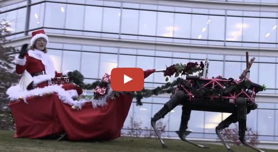 Masírozó, felrúghatatlan robotkutyákkal kíván boldog karácsonyt a Google – videó