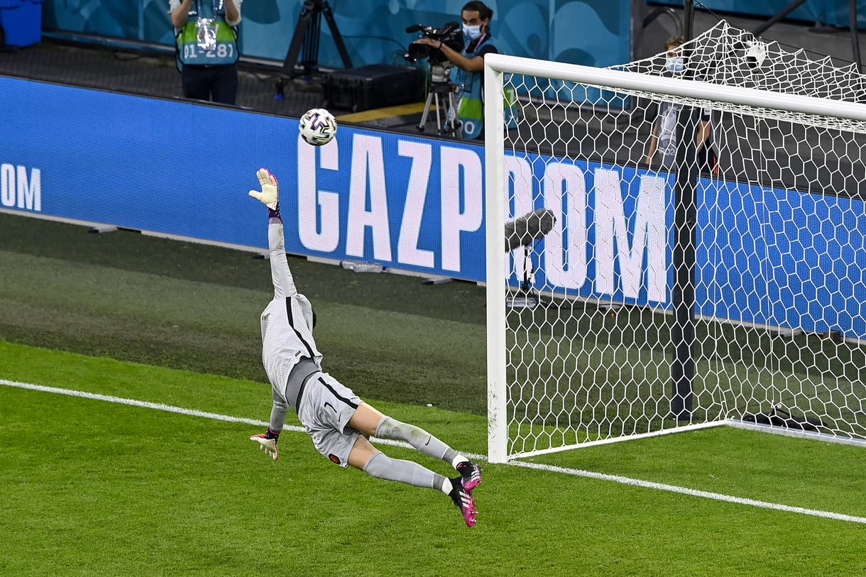 Az Eb eddigi legnagyobb gólját hozta a holland-ukrán meccs