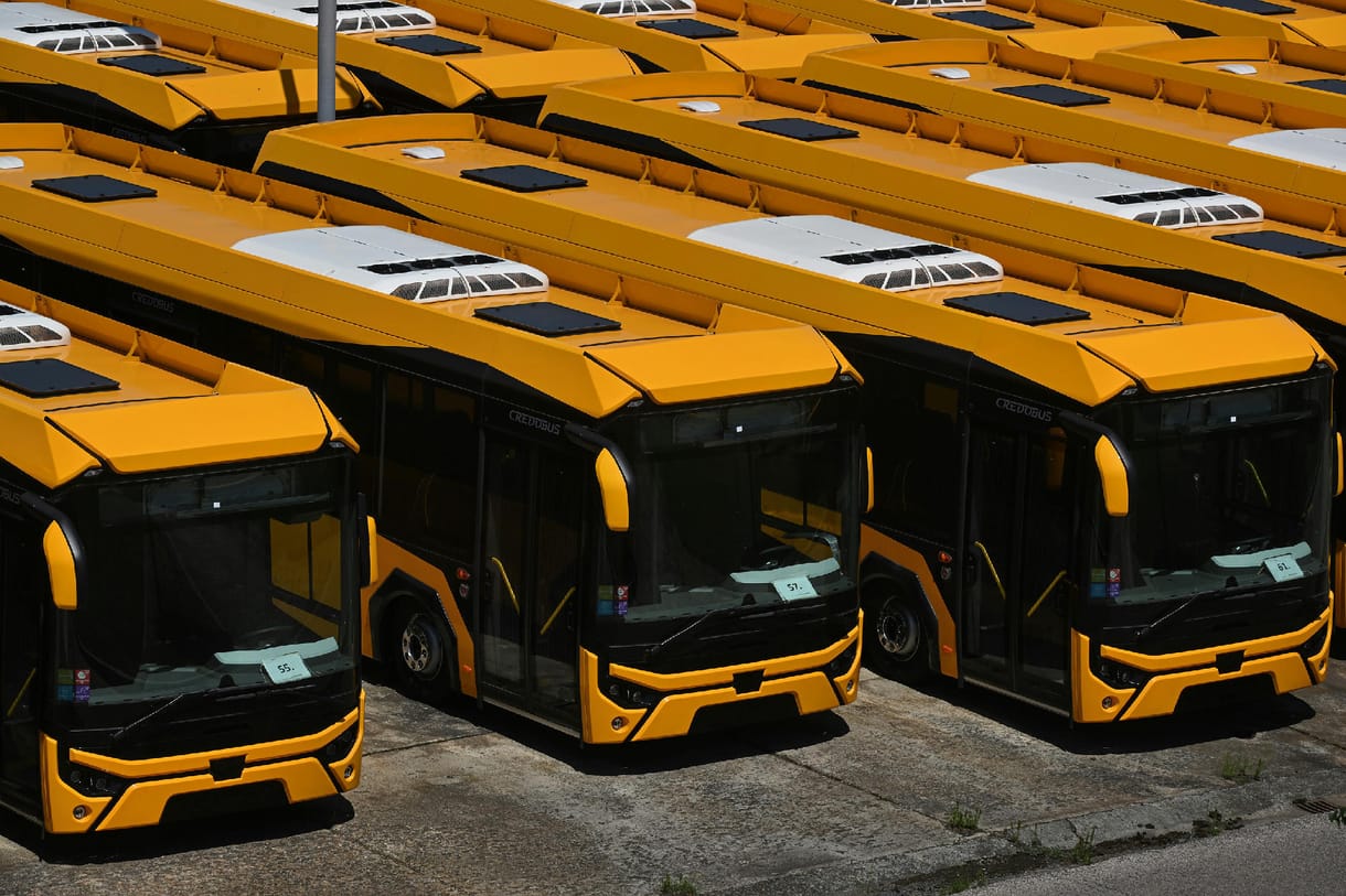 Könnyű e-buszokkal előzné a multikat a Kravtex-Kühne-csoport – interjú Krankovics István buszgyárossal