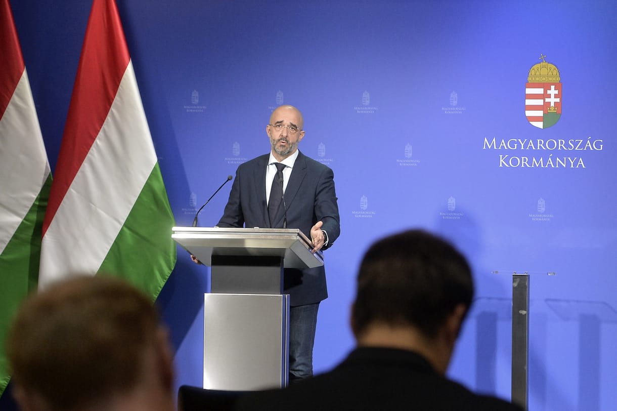 Új kőolajvezeték épül Szerbia és Magyarország között