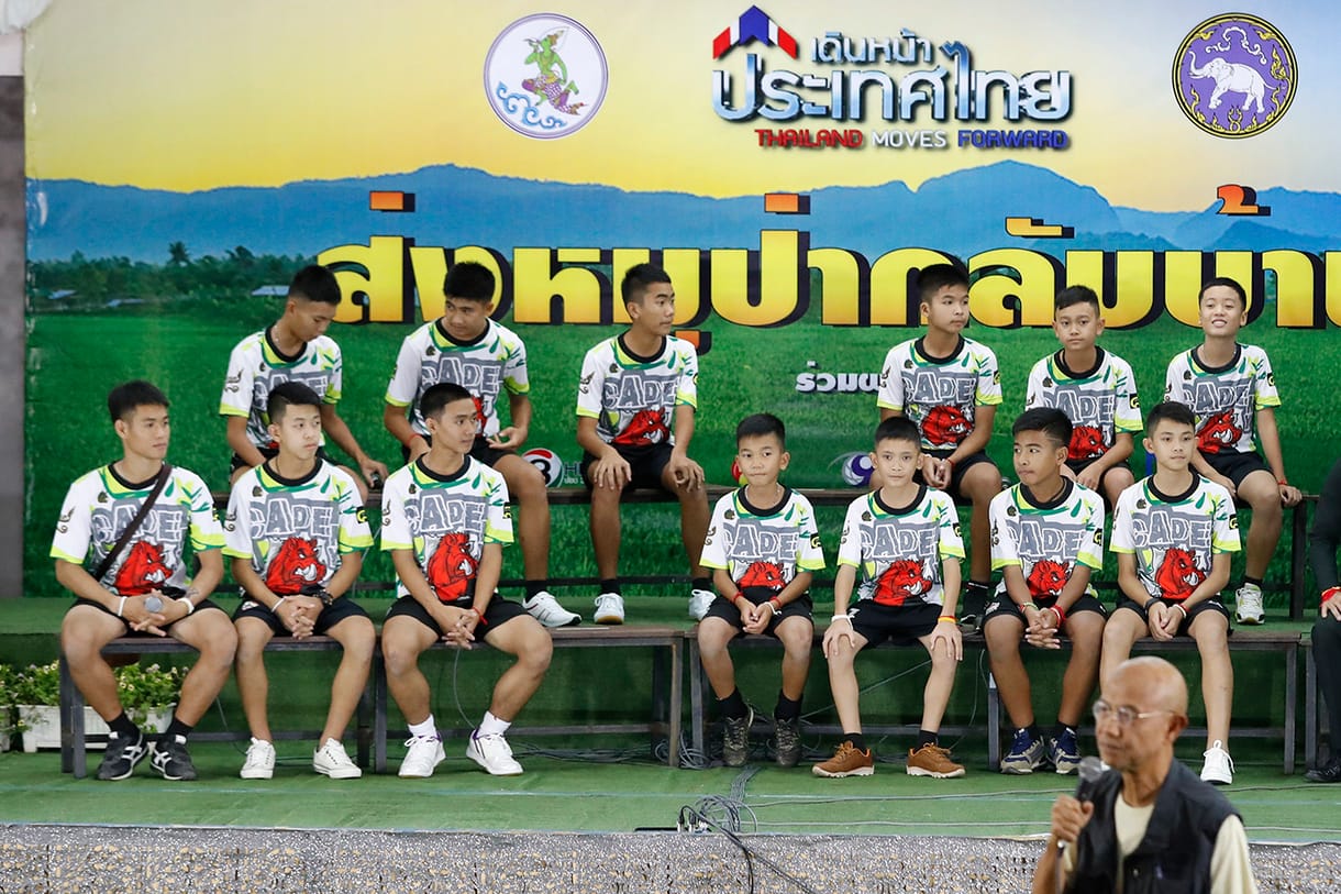 Kolostorba vonulnak a thai barlangból kimentett gyerekek