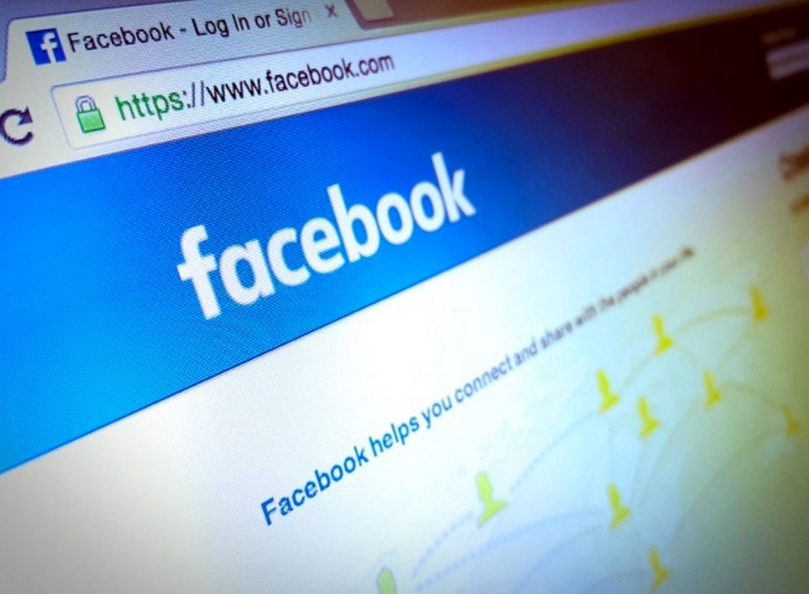 Feltörték a Facebookot