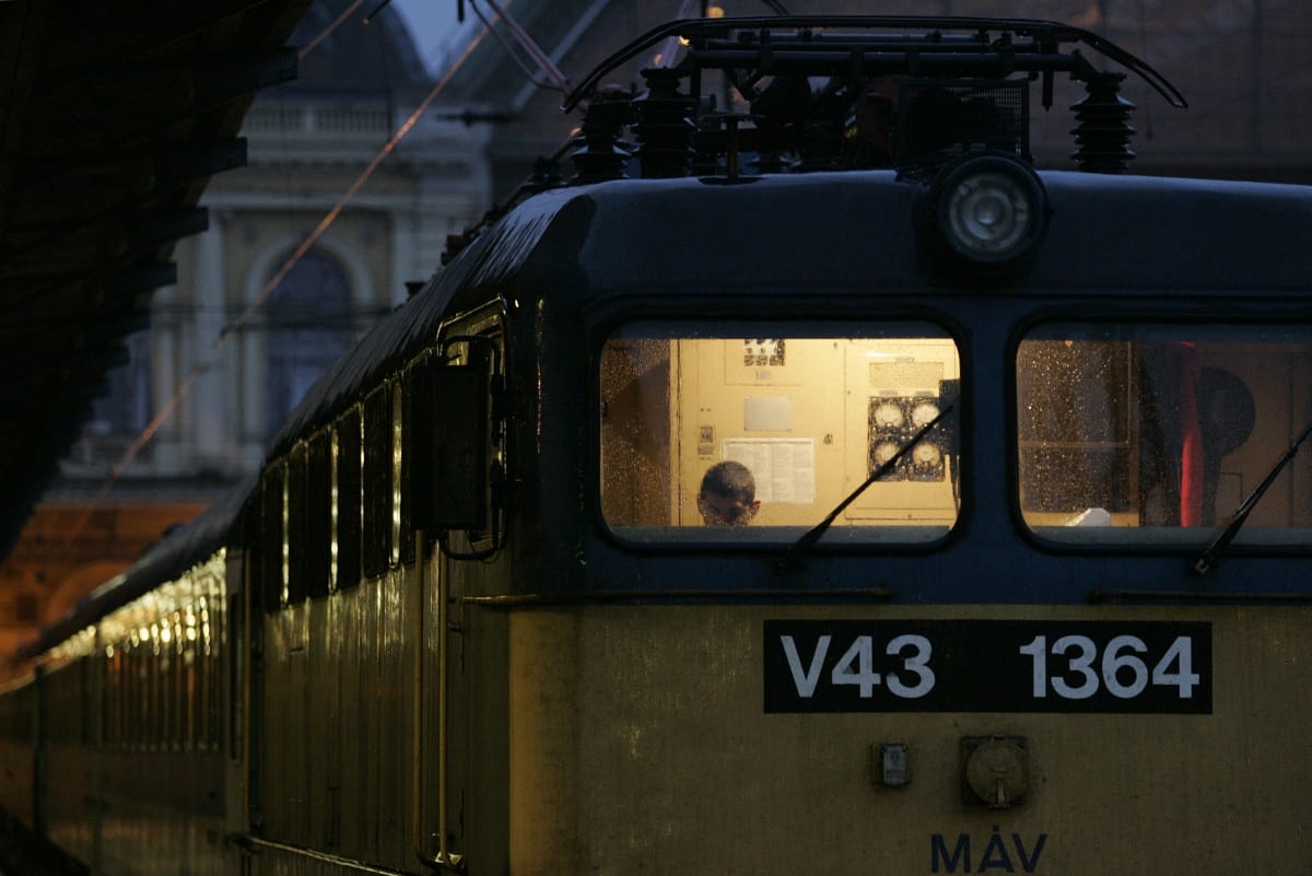 91 embert leépít a Rail Cargo, tüntetnek a vasutasok