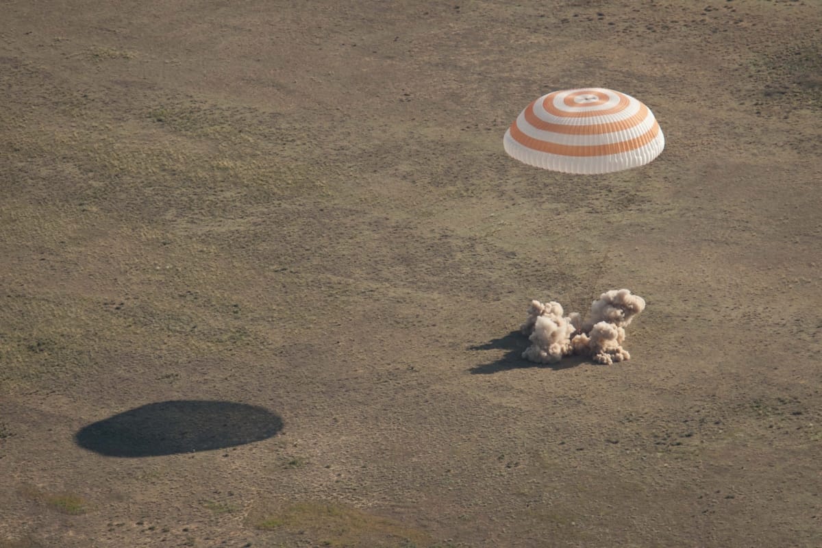 Visszatért a földre a Gagarin űrhajó - fotók