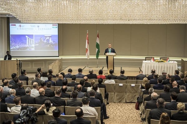 Orbán: Itthon nincs nyersanyag, de vannak nagy testű, jó étvágyú szomszédok