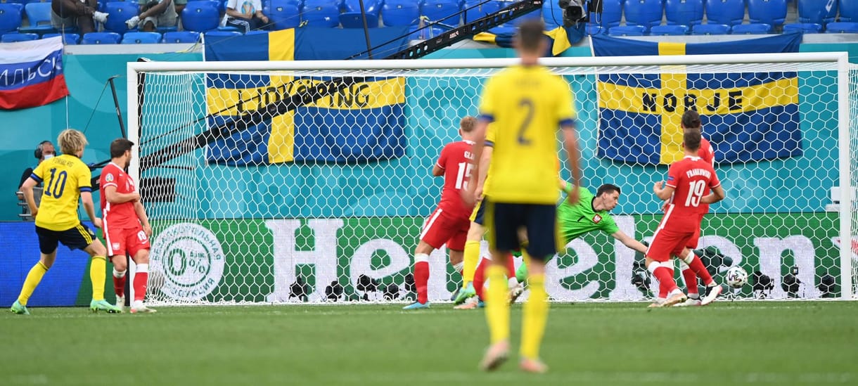 Izgalmas lett a svéd-lengyel vége, a spanyolok kiütéssel mentek tovább