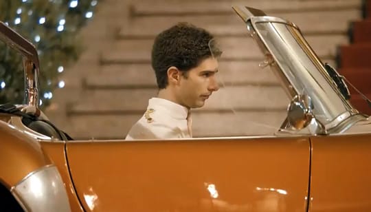 Parkoló fiúval szórakoznak most a Van Damme-reklám készítői – videó