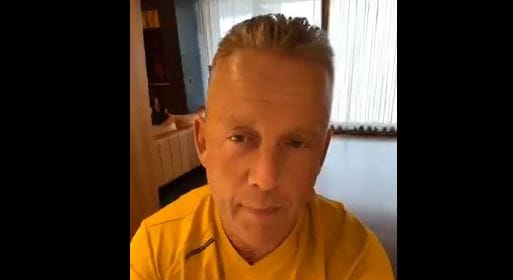 Schobert Norbert magánnyomozókat fogadott, hogy leszámoljon a családját ócsárló követőkkel