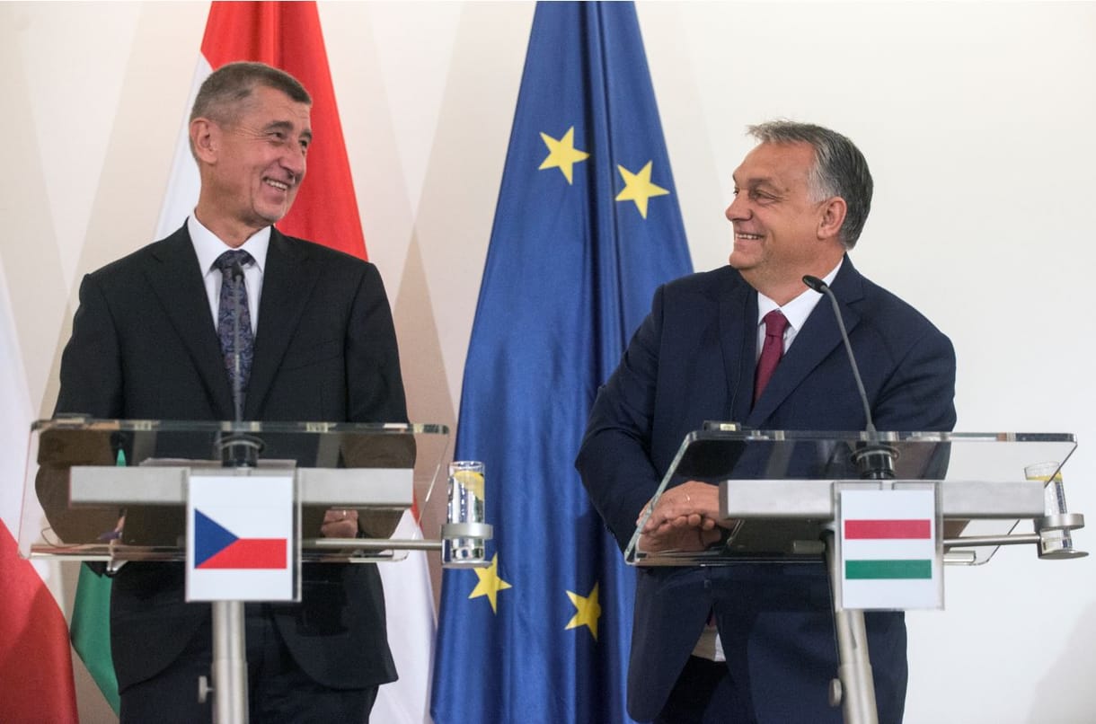 Bajban az őrültező és árulózó cseh Orbán