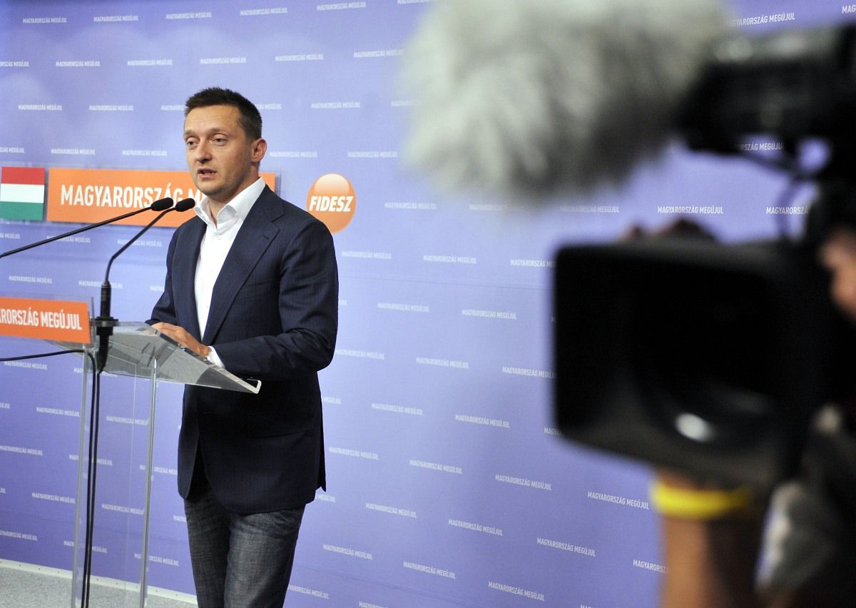 Rogán fővédnök lesz a Mikulásgyárban