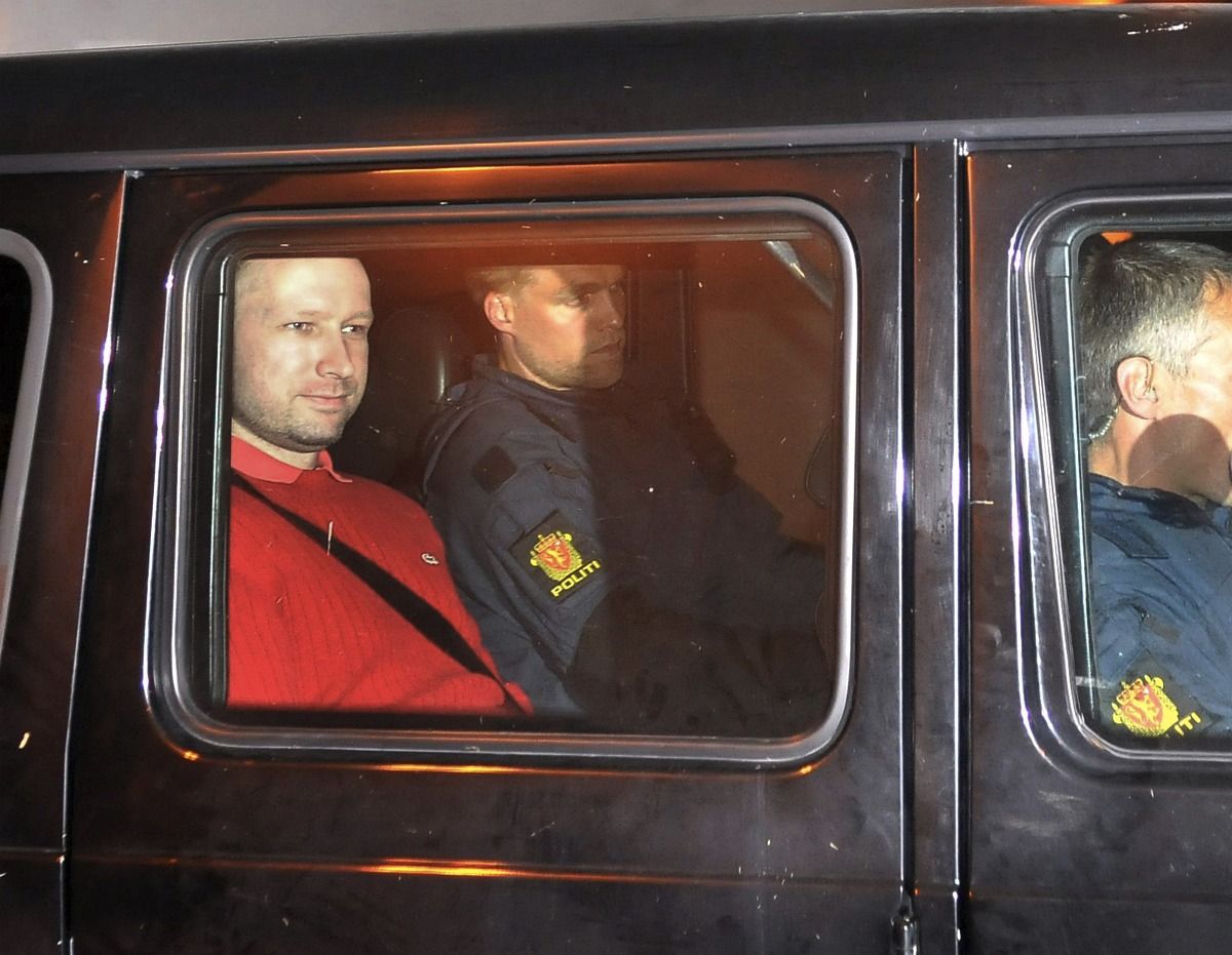 Feltörték a norvég terrorista két postafiókját
