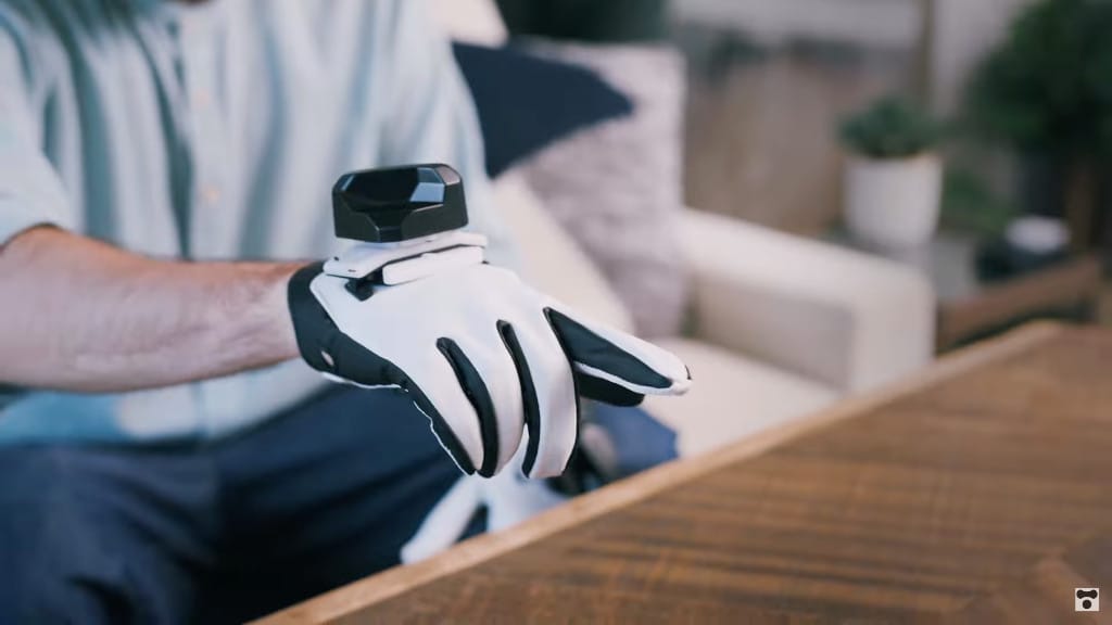 A virtuális érintést a valóságban érzékelhetővé tevő kesztyűt fejlesztett ki egy japán startup