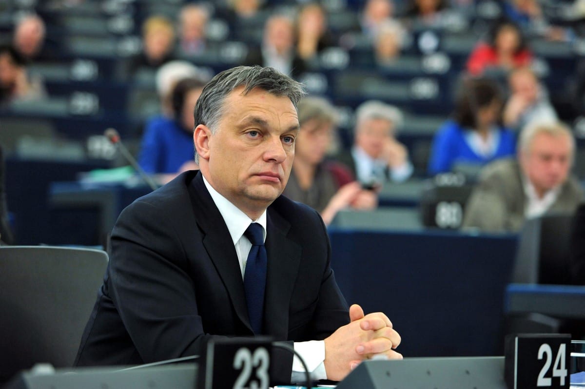 Orbán: az IMF pénzt akar adni és 