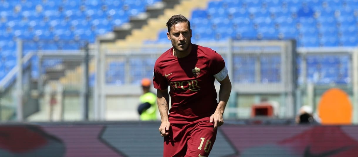 Totti elmondta a véleményét Messiről és Ronaldóról, edzője meg azt, hogy miért tette ki a csapatból