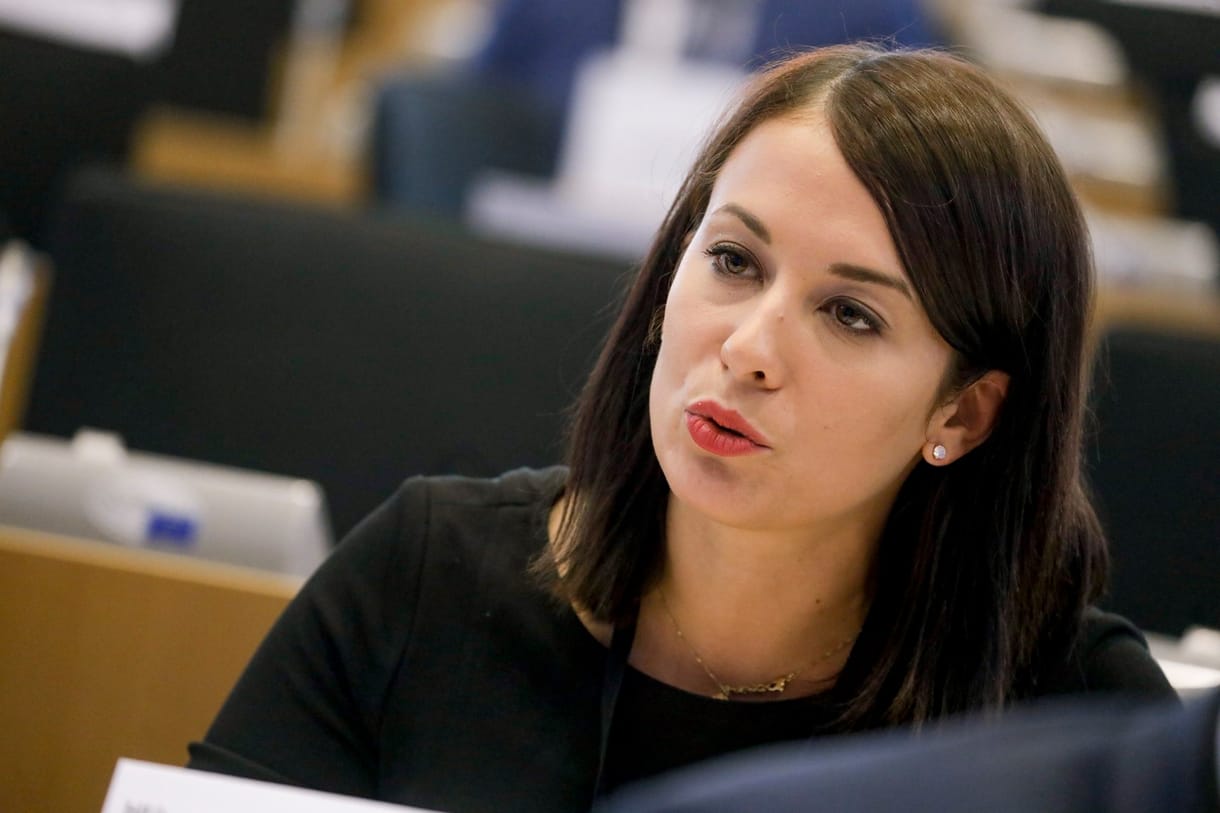 A momentumos Cseh Katalin az amerikai kongresszus elé viszi a magyar jogállamiság kérdéseit