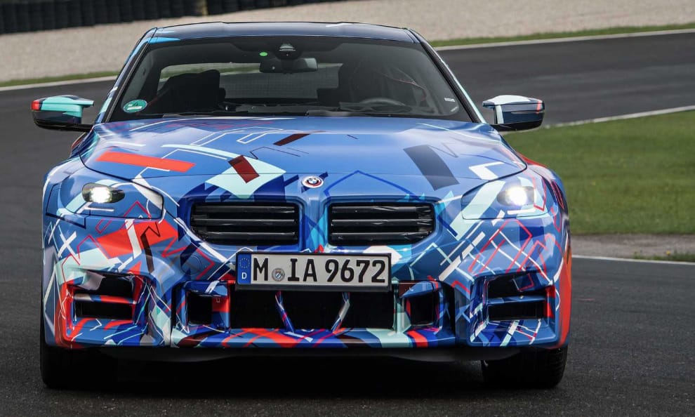 Közútra szabadított versenyautó az új BMW M2