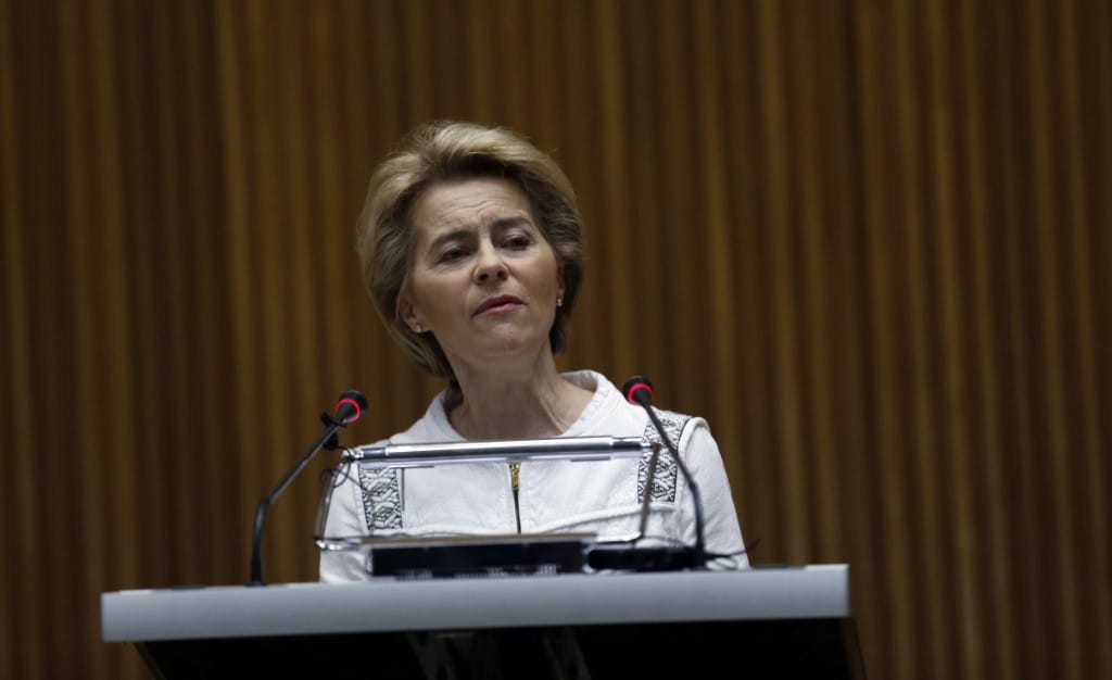 Von der Leyen nagyon aggódik a magyarországi helyzet miatt