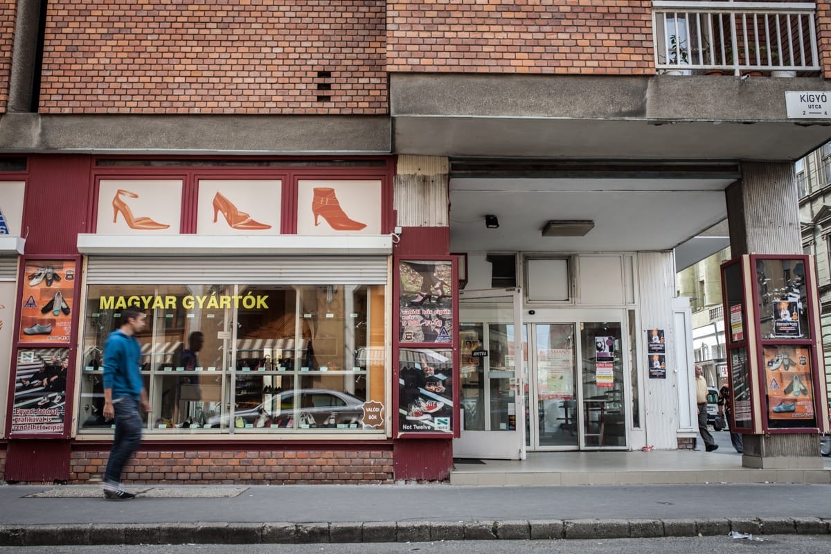 Most kiderült, a férfiak vagy a nők vesznek több cipőt