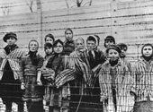 A nemzedékek közötti kísértetjárás – Auschwitz és a soá öröksége