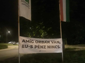 Molinót feszített a Momentum Orbán Viktor szavazóköréhez