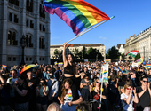 Mi jöhet még a Pride-felvonulás betiltása után? Teremben lesz a tűzijáték, a Békemenetet pedig futópadon tartják