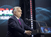 Orbán a CPAC-en: Itt áll előttünk meztelenül az egész Soros-birodalom. Elég ronda látvány