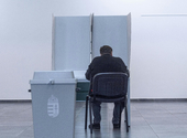 Kizárt DK-s happolta el Szabó Bálint új pártját: árad a Duna, és van, aki már a kiábrándult tiszásokra gyúr