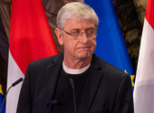 Dévényi István: Gyurcsány Ferenc, a háromszoros tolvaj