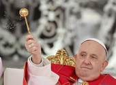 Ferenc pápa: „Hogyan reagálok a háború őrületére, azon gyermekek arcára, akik nem tudnak többé mosolyogni?”