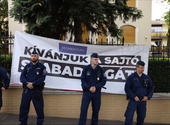 Sükösd Miklós: Minek nevezzelek? Legyen betiltási törvény vagy kusstörvény az „átláthatósági” helyett