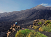 Easy tours to Etna with András Földes if we want to leave the planet