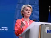 Hiába tiltakozott Orbán, Ursula von der Leyen újabb öt évig lehet az Európai Bizottság elnöke