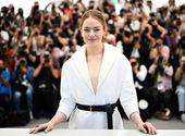 Emma Stone meghozta a tébolyt Cannes-ba