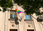 Karácsony Gergely kiteszi a Pride-zászlót a budapesti városházára