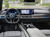 Már magyarul is beszélnek az új BMW-k