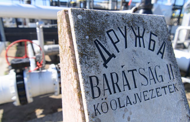 Brüsszel nem viccel: tényleg meg kell szabadulni az EU-nak az orosz olajtól és gáztól