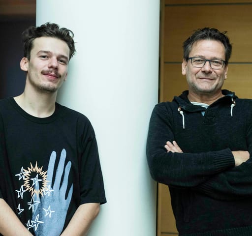 Lovasi András és Lil Frakk: Ha nem vagy független zenész, azt jelenti, nincs közönséged – Vasfüggöny #6