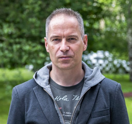 Krekó Péter: A nyílt fenyegetés már mindennapos – Fülke